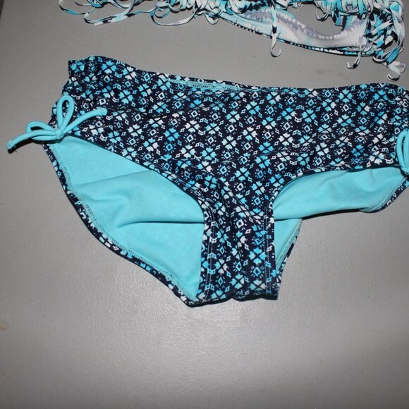 Blue & White 2 Pcs Justice Bikini Swimsuit Size 14 - Picture 4 of 11